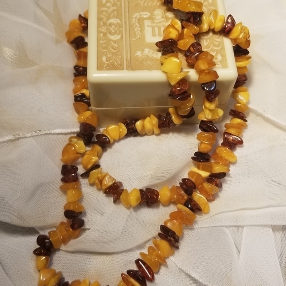 VTG Raw Butterscotch Rootbeer Amber Necklace - Picture 5 of 8